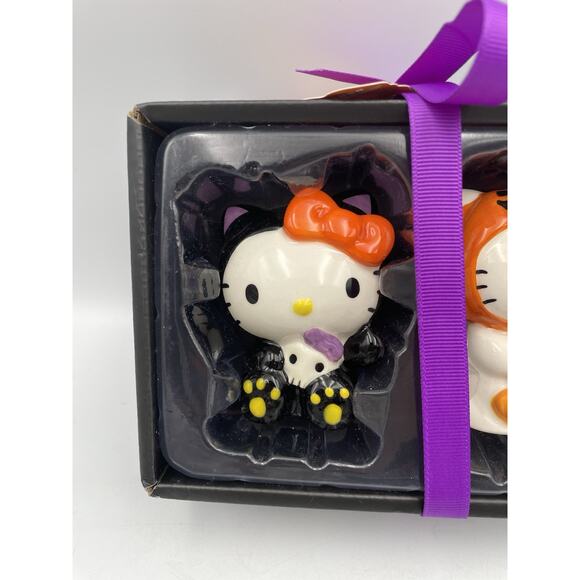 Hello Kitty Halloween Salt and Pepper Shakers by Blue Sky - NEW in Gift Box - Picture 2 of 11